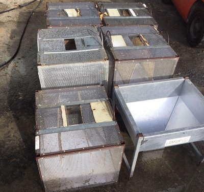 Equipement pour paquet d'abeilles
